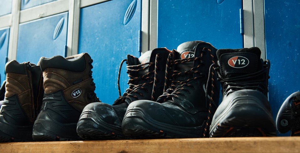 V12 Footwear-2